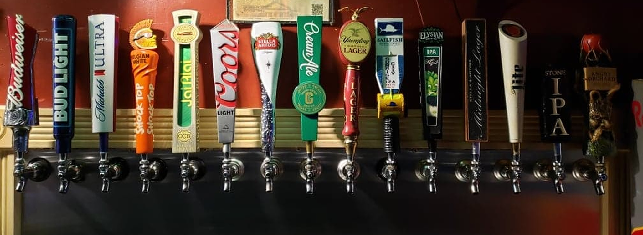 50 Beers on tap, 5 domestic& 10 craft beers you're sure to love Try a 'flight' - a sampling of any four beers to find the one you like best